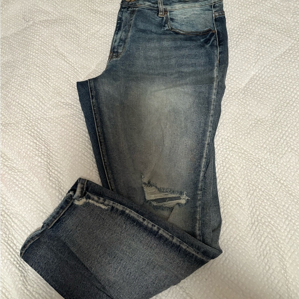 KanCan Blue Ankle Cropped Distressed Jeans